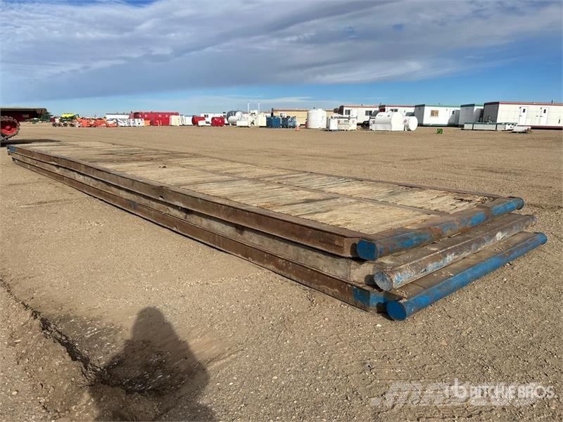 Quantity of (3) 8 ft x 40 ft Rig Mats Urbšanas iekārtu piederumi un rezerves daļas