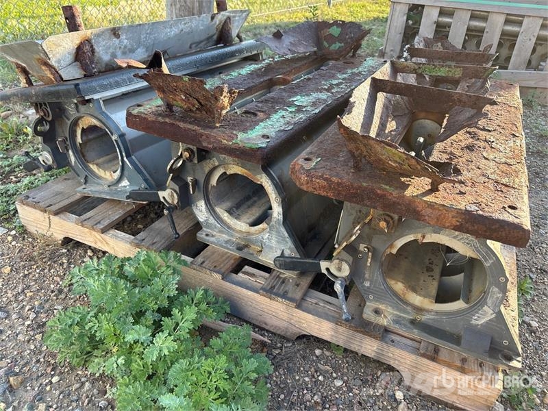  Quantity of (3) Air Tank Metering Housing - Fits J Andre komponenter