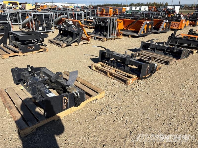  Quantity of (3)  ARTEER PHA-2C-3 Skid Steer 3-Poin Andere Zubehörteile