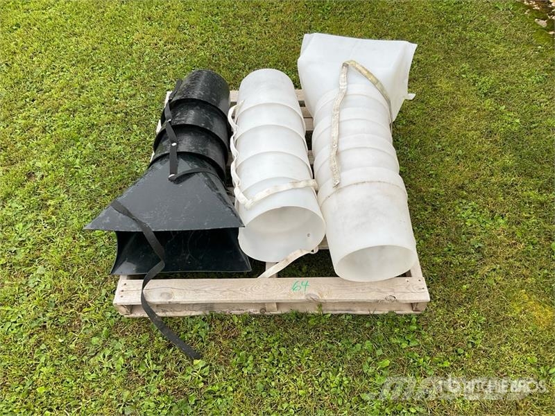 Quantity of (3) Auger Spouts Altri componenti
