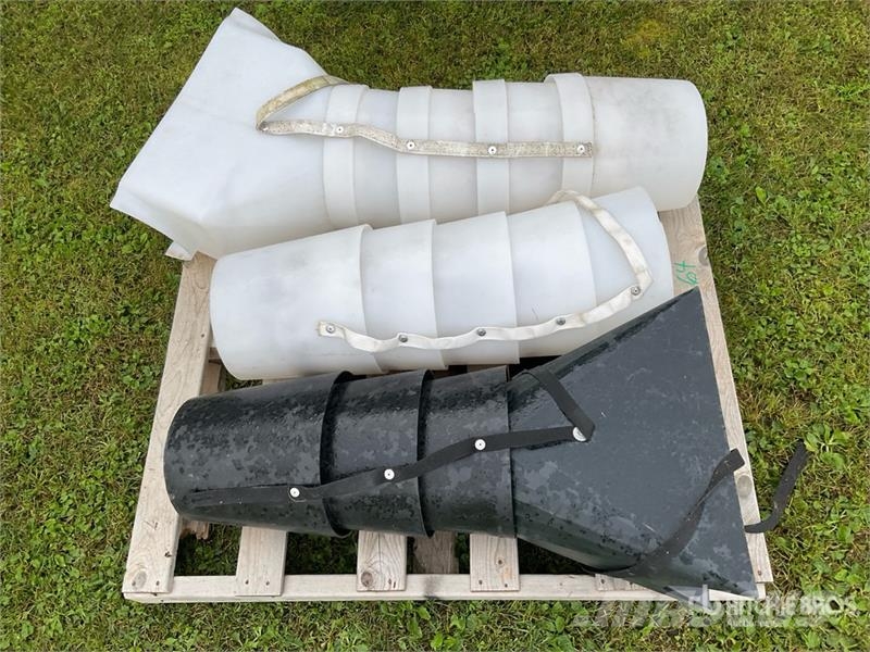 Quantity of (3) Auger Spouts Altri componenti