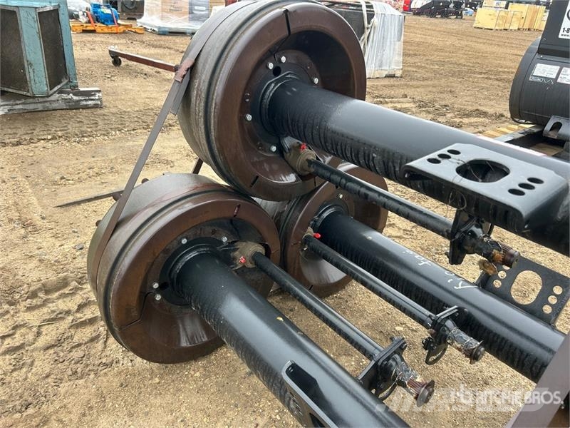 Quantity of (3) Axle Osi