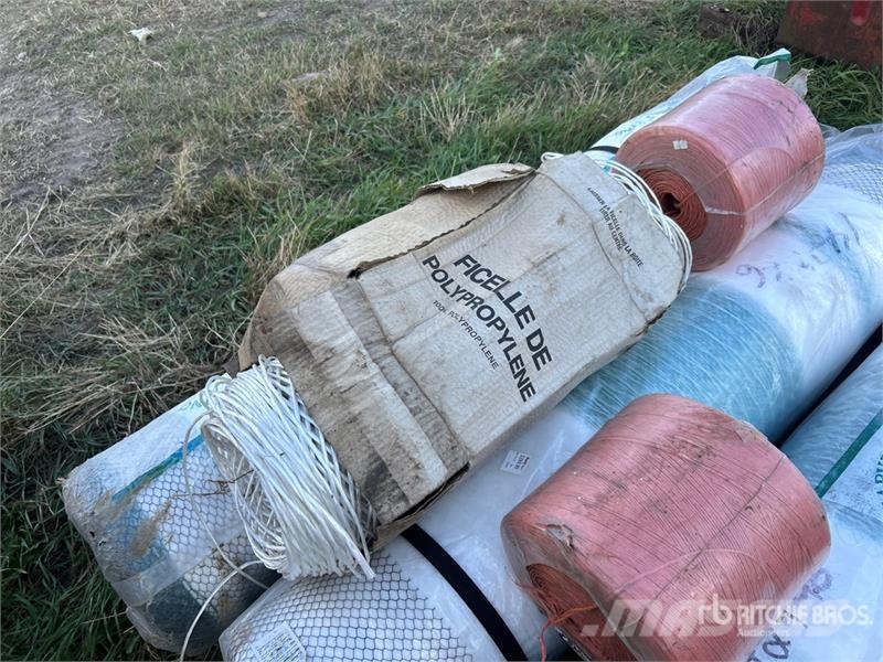Quantity of (3) Bale Wrap and (2) Bale Twine (Unus Andre komponenter