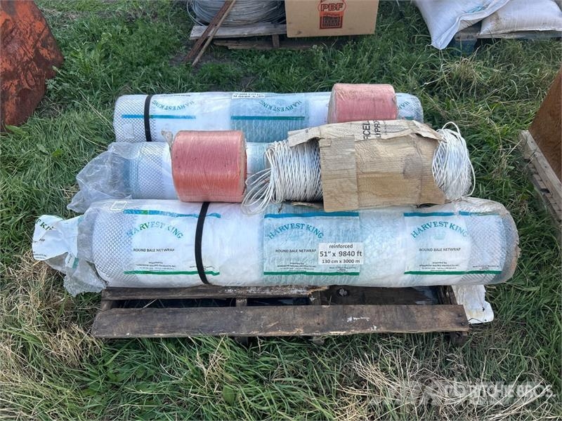 Quantity of (3) Bale Wrap and (2) Bale Twine (Unus Andre komponenter