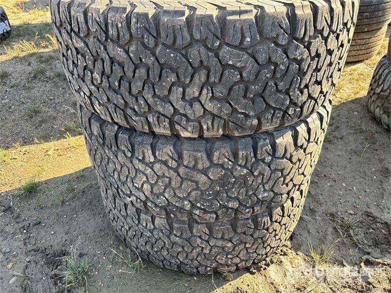 Quantity of (3) BF Goodrich Baja Champion 275/55R2 Шины и колёса