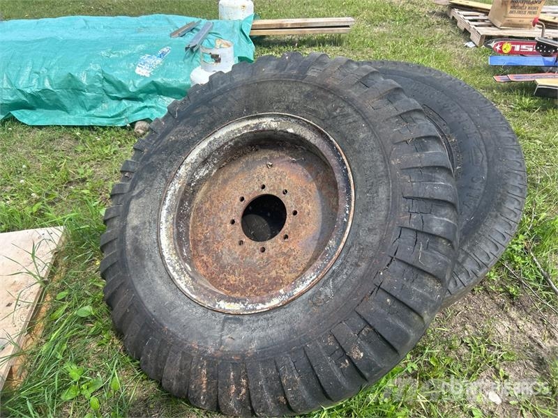  Quantity of (3) BFGoodrich 11.00-20 Tires Tyres, wheels and rims