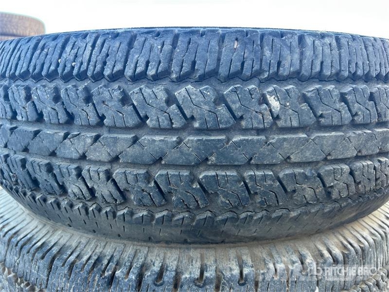 Quantity of (3) Bridgestone 265/70R17 Tires Llantas