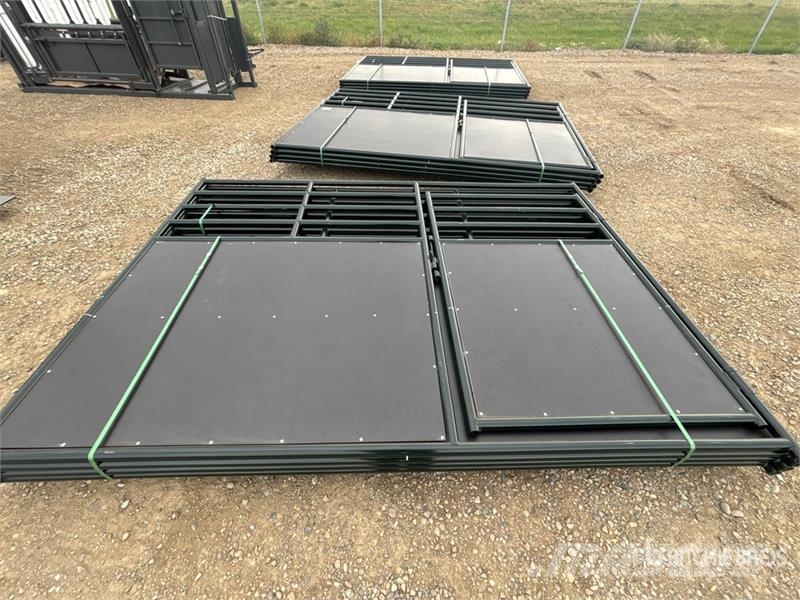  Quantity of (3)  BYT HRS627 Horse Stall Kit (Unuse Ostali stroji in oprema za živino