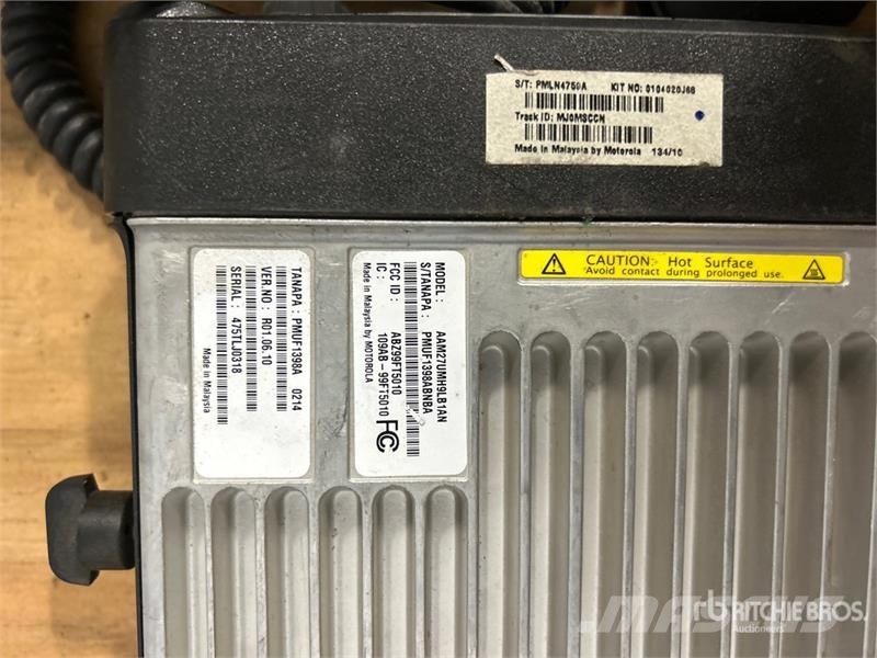  Quantity of (3) CB Radios Drugi deli