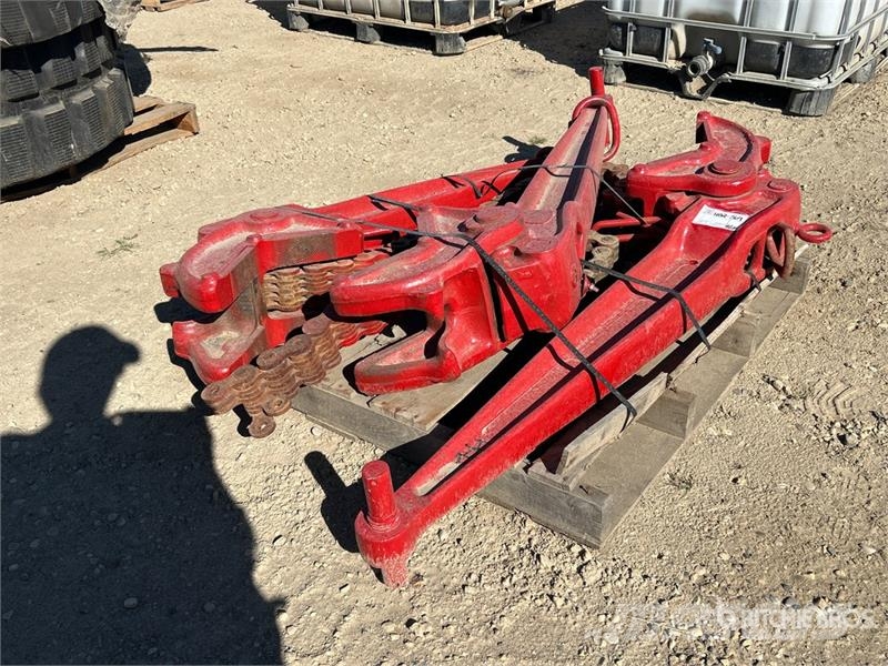  Quantity of (3) Chain Tongs Putkistonkäsittelylaitteet