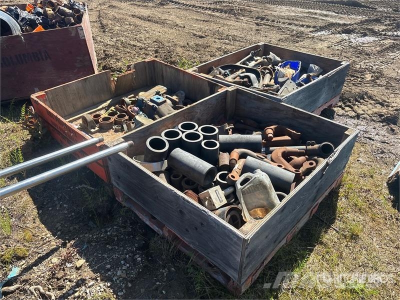 Quantity of (3) Crates of Miscellaneous Parts Drugi deli