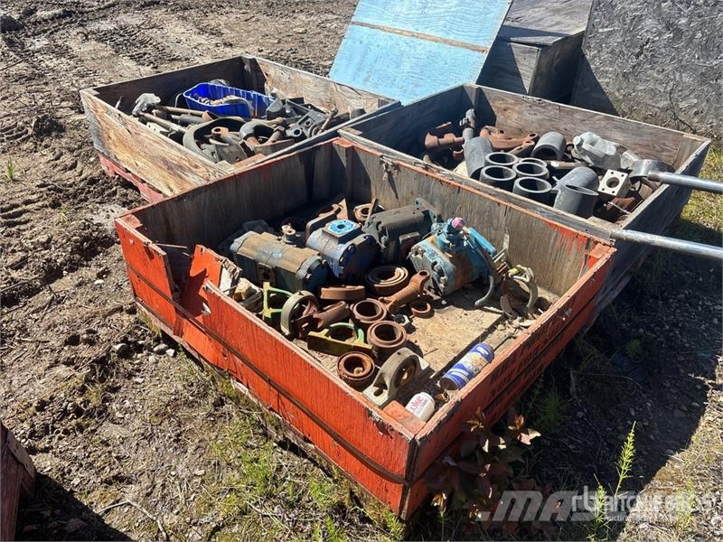 Quantity of (3) Crates of Miscellaneous Parts Drugi deli