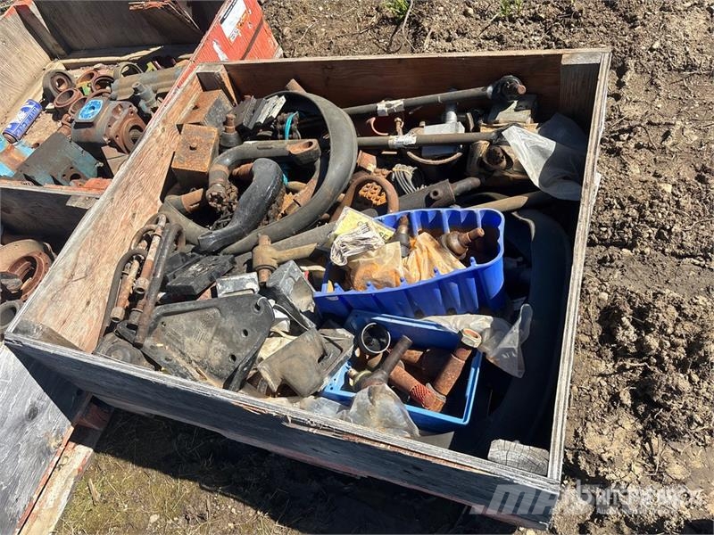 Quantity of (3) Crates of Miscellaneous Parts Drugi deli