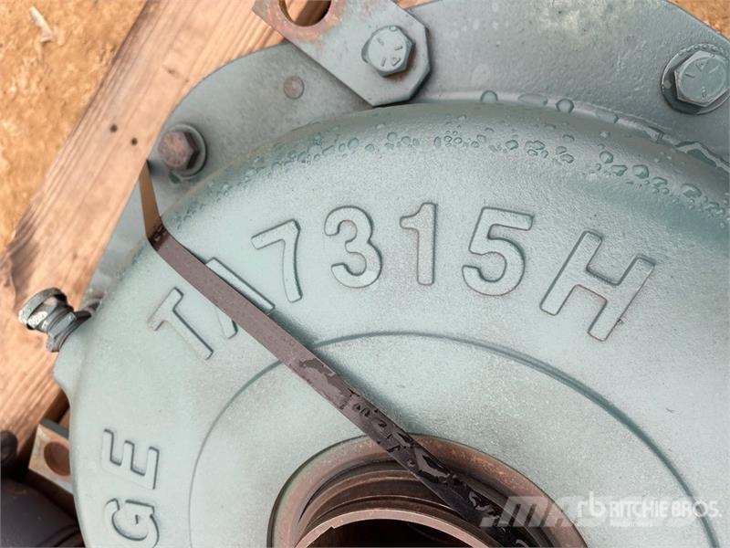 Quantity of (3) Dodge Gear Reduction Units c/o TA6 其他組件