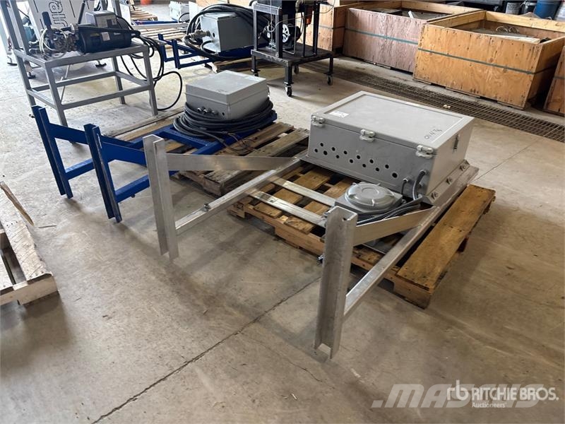  Quantity of (3) Electrical Panels Drugi deli