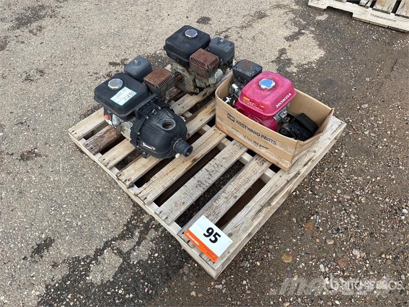 Quantity of (3) Engine Moteur