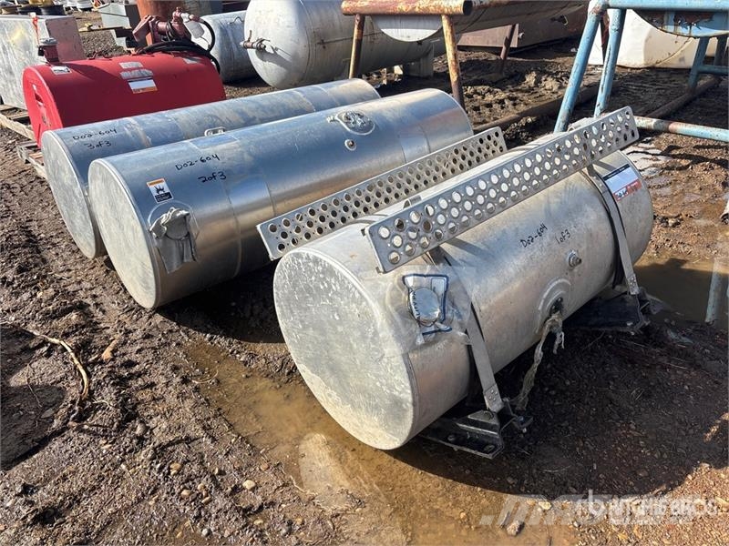  Quantity of (3) Fuel Tank Depósitos de combustible y aditivos