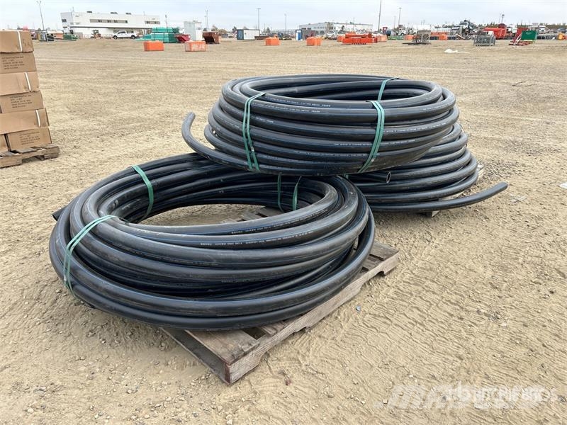  Quantity of (3) HDPE 2 in 100 m Pipe Sistemi za navodnjavanje
