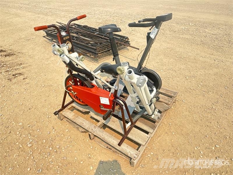 Quantity of (3) HealthWare Exercise Equipment Andre komponenter