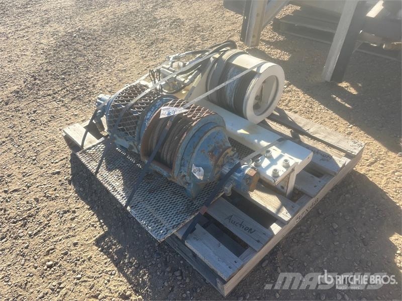 Quantity of (3) Hydraulic Winch Seilwinden, Bauaufzüge und Lastenaufzüge