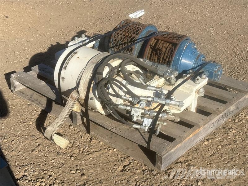 Quantity of (3) Hydraulic Winch Seilwinden, Bauaufzüge und Lastenaufzüge