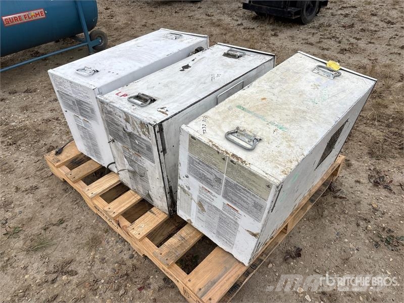  Quantity of (3) L B White TS080 Space Heater Sildīšanas un atkausēšanas iekārtas