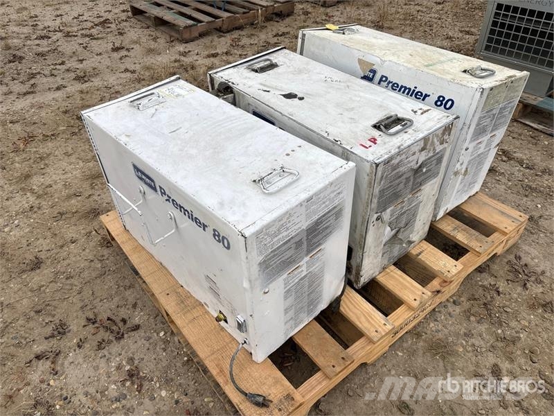  Quantity of (3) L B White TS080 Space Heater Sildīšanas un atkausēšanas iekārtas