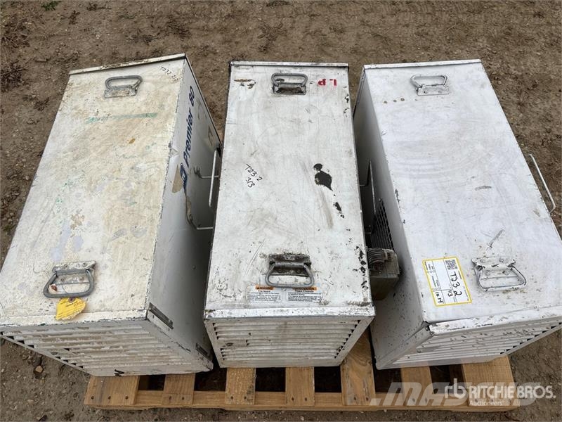  Quantity of (3) L B White TS080 Space Heater Sildīšanas un atkausēšanas iekārtas