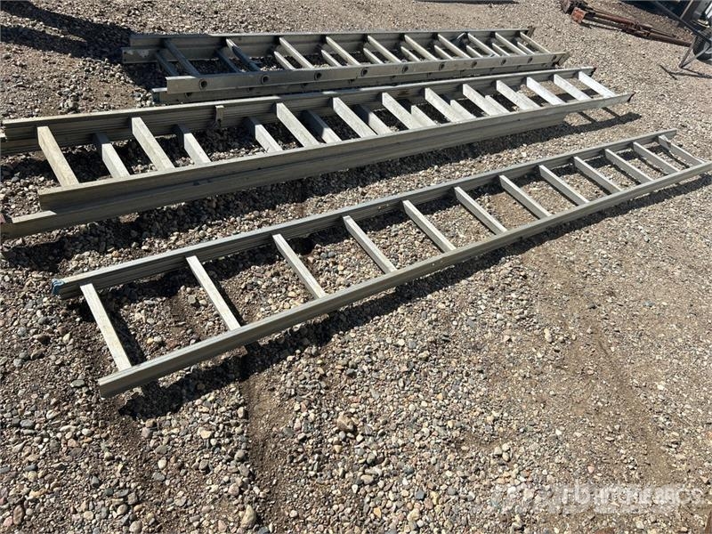 Quantity of (3) Ladder Leitern und Plattformen