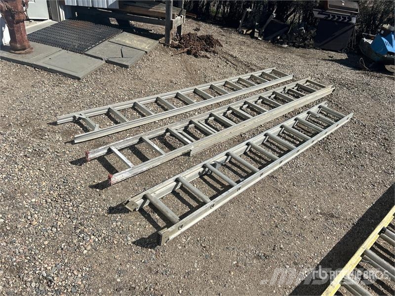 Quantity of (3) Ladder Leitern und Plattformen