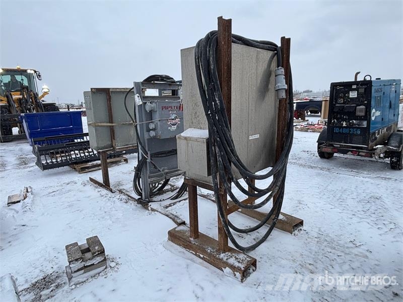  Quantity of (3) Lynx 40 VFD Panel Équipement de forage de pétrole et de gaz