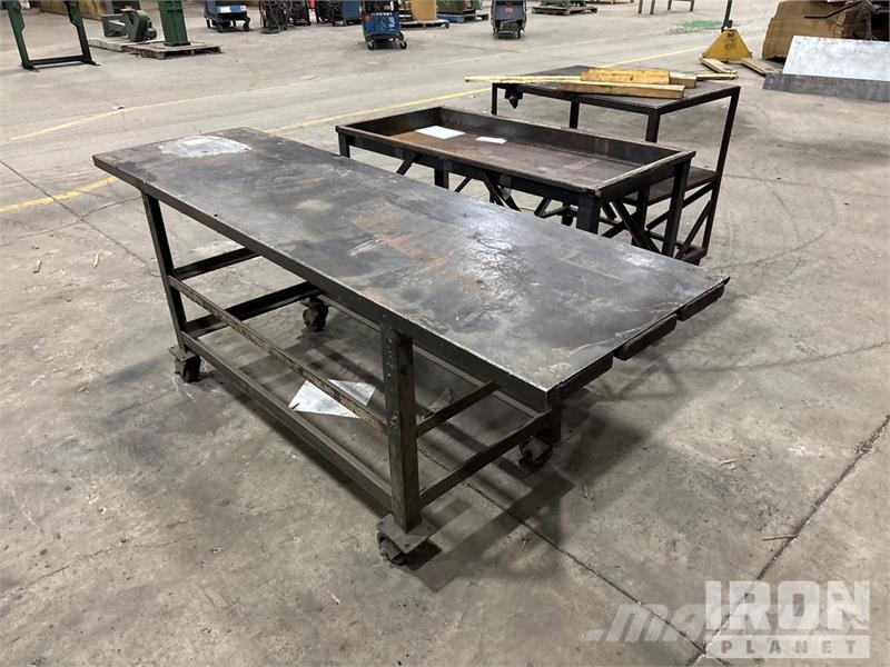 Quantity of (3) Metal Shop Tables Rolling Shop Tab Utilaje construcții - Altele
