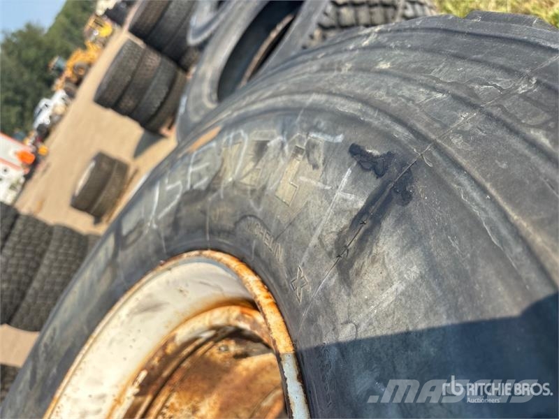 Quantity of (3) Michelin XZL 425/65R22.5 Tires Tyres, wheels and rims