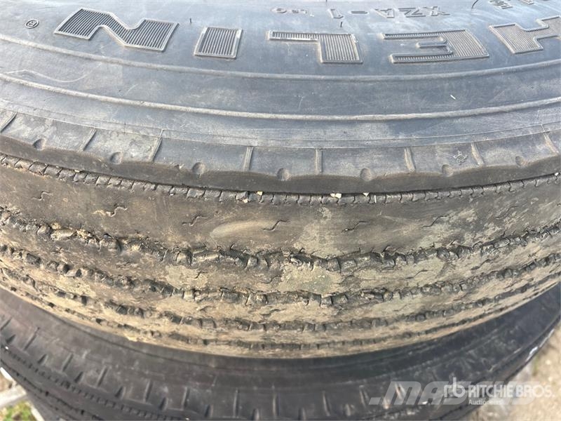 Quantity of (3) Michelin 11R24.5 Tires Tyres, wheels and rims
