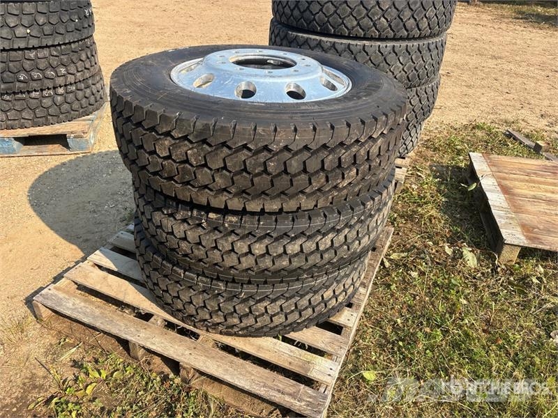 Quantity of (3) Michelin 275/70R22.5 Tires (Unused Tyres, wheels and rims