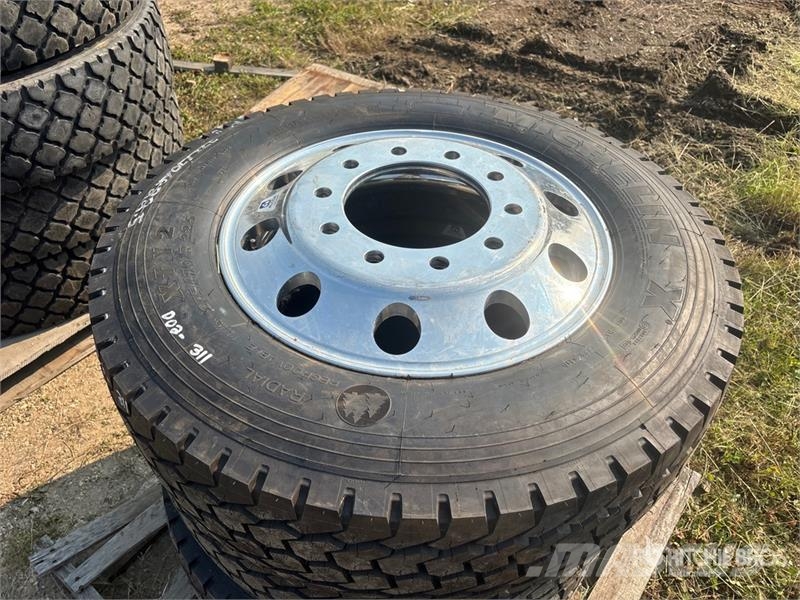 Quantity of (3) Michelin 275/70R22.5 Tires (Unused Tyres, wheels and rims