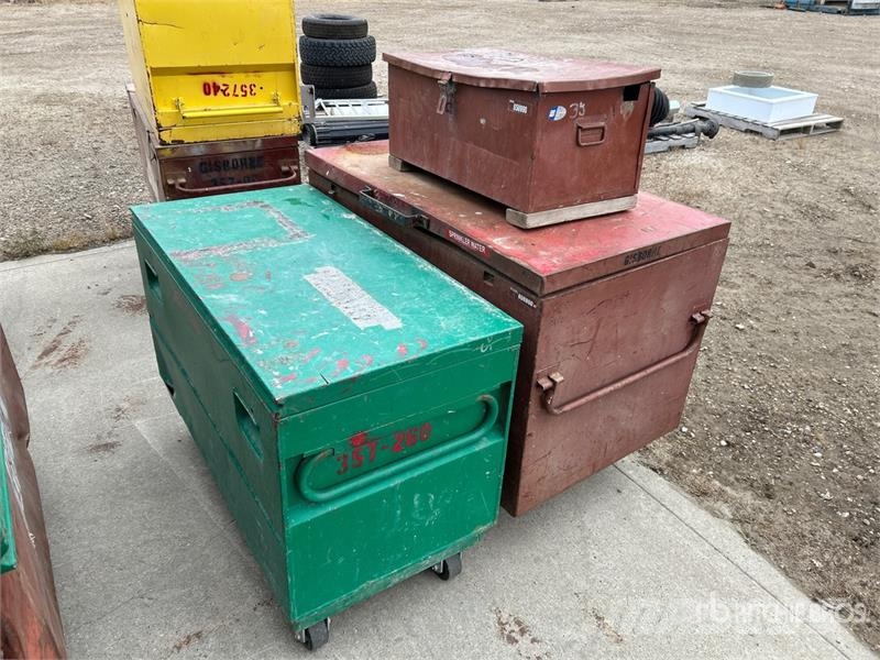 Quantity of (3) Miscellaneous Job Site Box مكونات أخرى