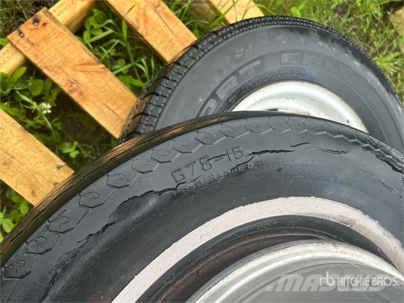 Quantity of (3) Mixed Tires Tyres, wheels and rims