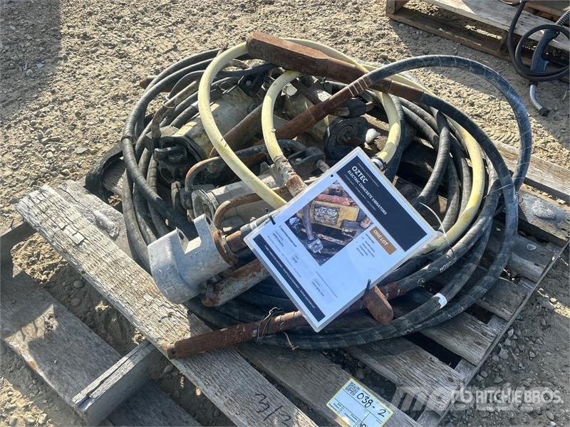  Quantity of (3) Oztec Electric Concrete Vibrator Kompaktory