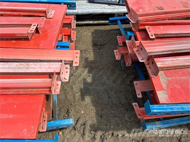 Quantity of (3) Pallet Racking Строителство - Други