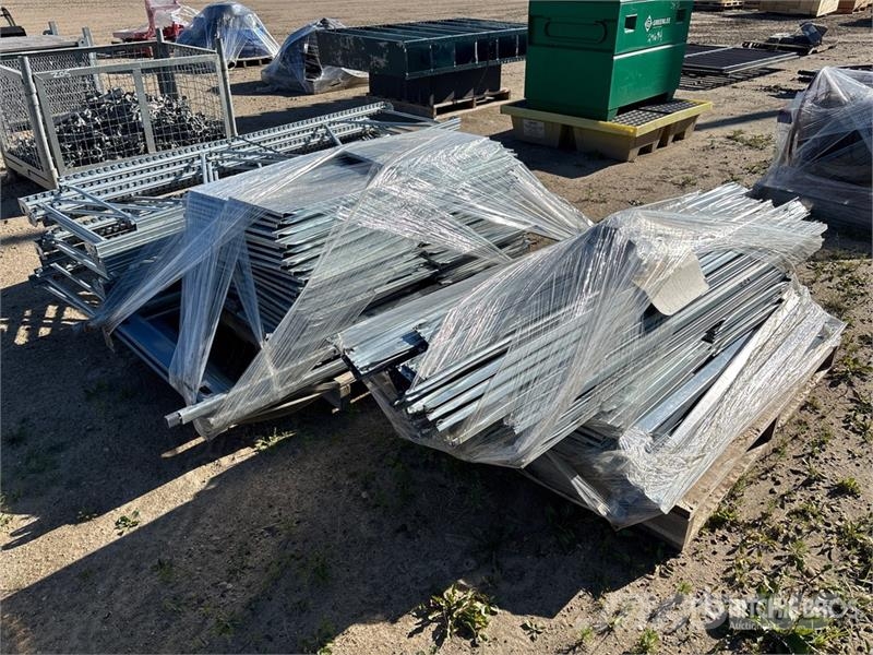  Quantity of (3) Pallets of Shelving Ďalšie komponenty
