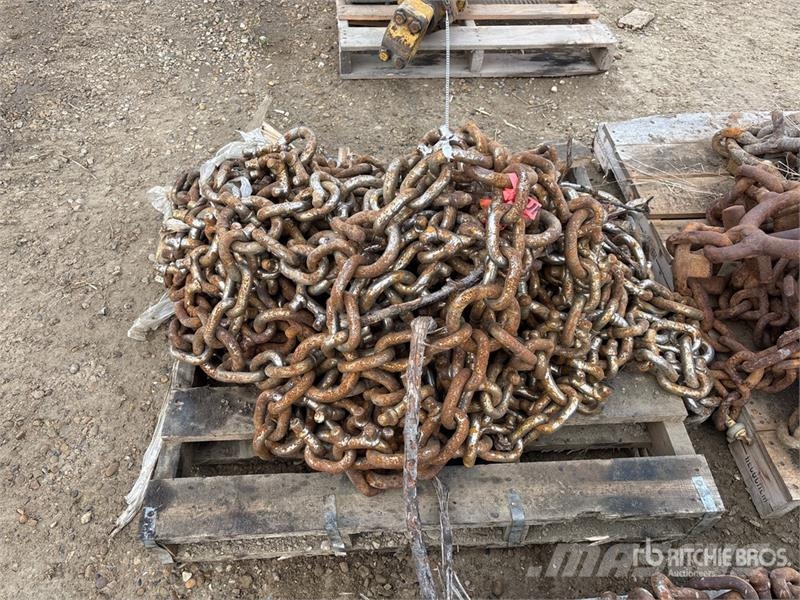  Quantity of (3) Pallets of Tire Chains معدات البناء - غير ذلك
