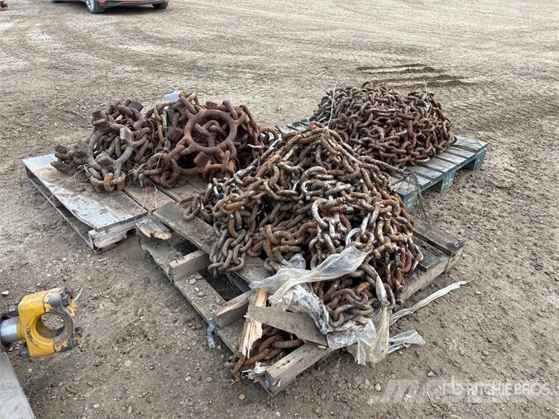  Quantity of (3) Pallets of Tire Chains معدات البناء - غير ذلك