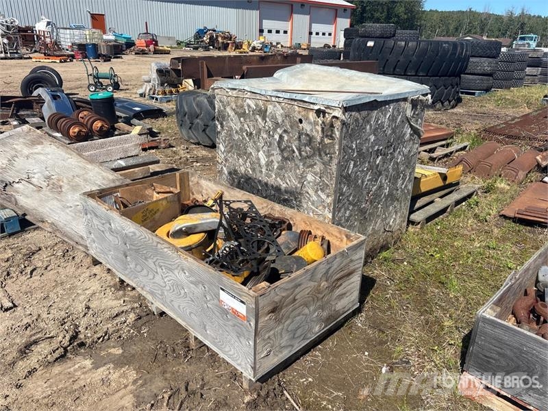  Quantity of (3) Pallets of Miscellaneous Engine Pa Drugi deli