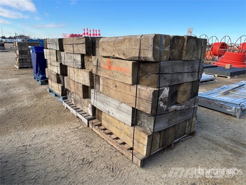  Quantity of (3) Pallets of Dunnage 10 in x 10 in مكونات أخرى