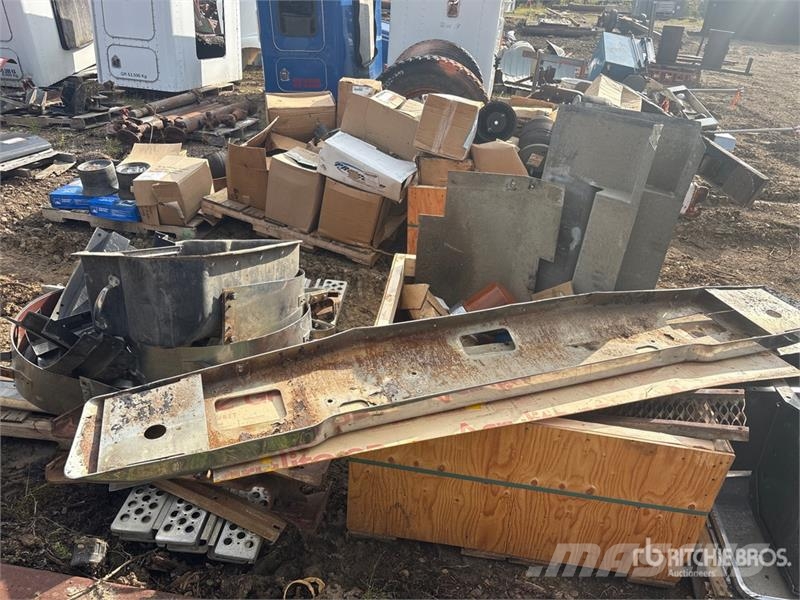 Quantity of (3) Pallets of Miscellaneous Parts Transportes - Outros