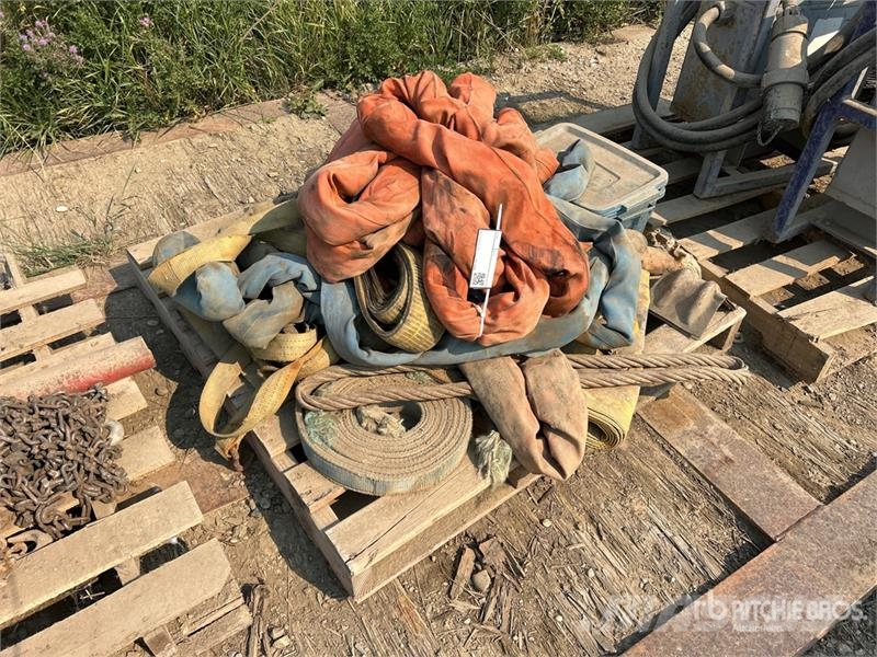 Quantity of (3) Pallets of Rigging 起重机配件设备