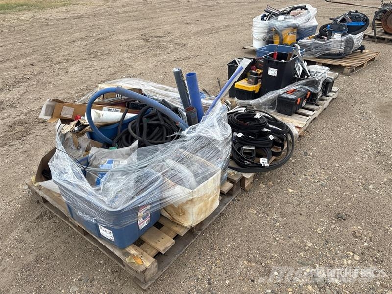  Quantity of (3) Pallets of Tools and Parts Andre komponenter