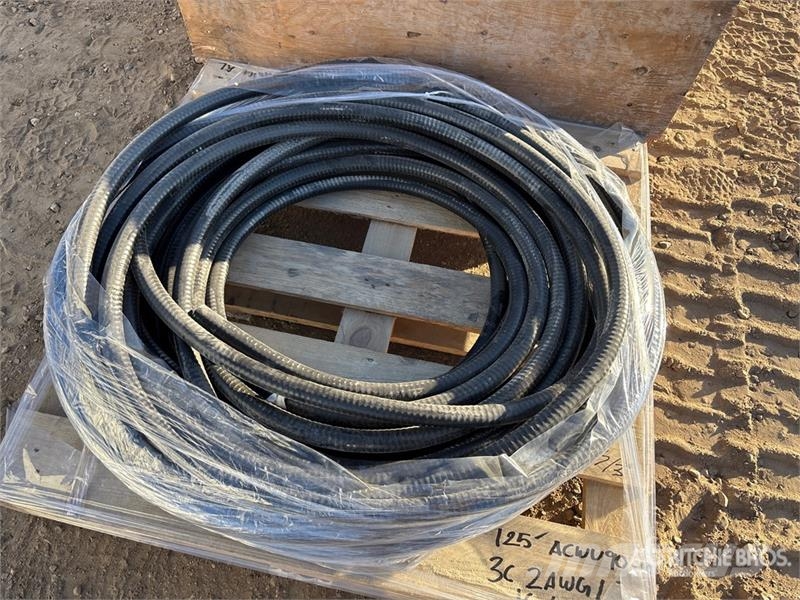 Quantity of (3) Pallets of Industrial Cable مكونات أخرى