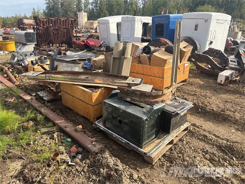 Quantity of (3) Pallets of Miscellaneous Parts Transportes - Outros